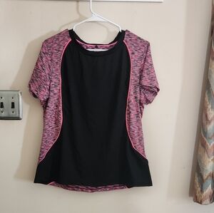 🎉 Pink & Black Work Out Tee